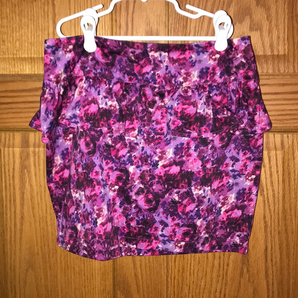 Forever 21 floral skirt